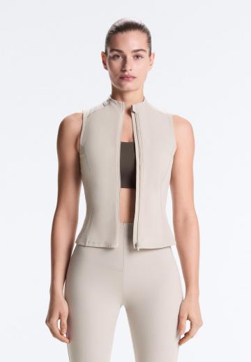 Спортивный топ