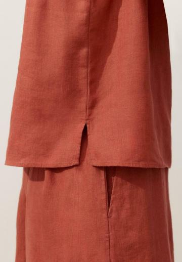 Блузка без рукавов