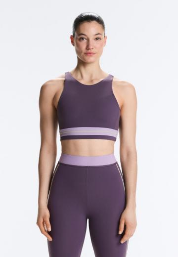 Спортивный топ