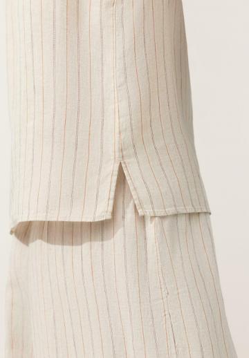 Блузка без рукавов