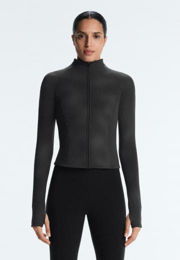 Спортивная куртка