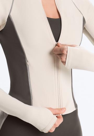 Спортивная куртка