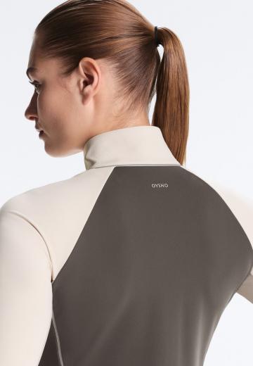 Спортивная куртка