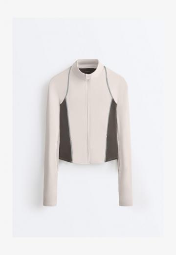 Спортивная куртка