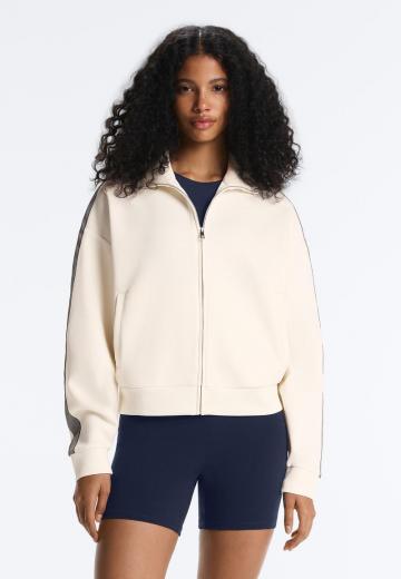 Спортивная куртка