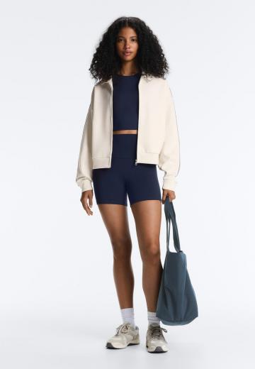 Спортивная куртка