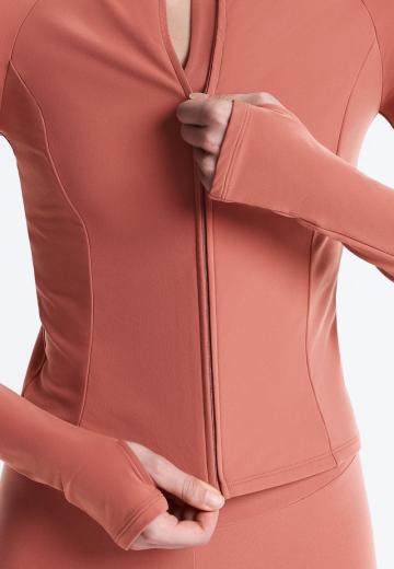 Спортивная куртка