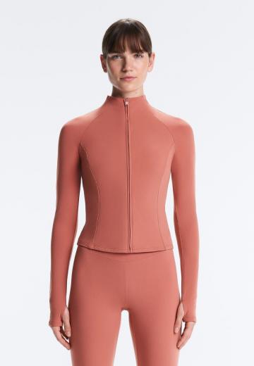 Спортивная куртка