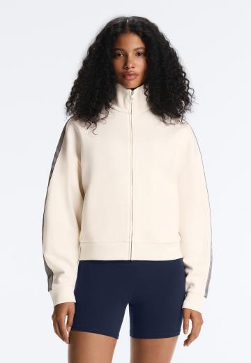 Спортивная куртка