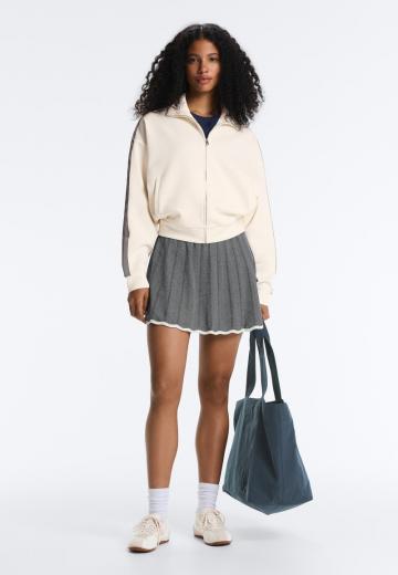 Спортивная куртка