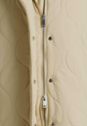 Спортивная куртка