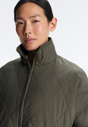 Зимняя куртка