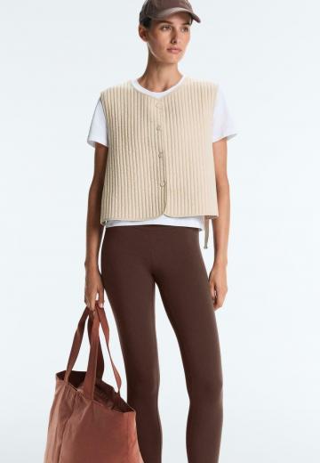 Стеганый жилет