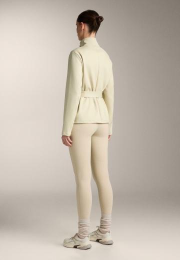 Куртка с накладнымит карманами