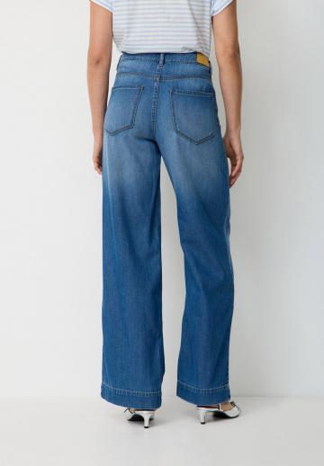 Свободные джинсы