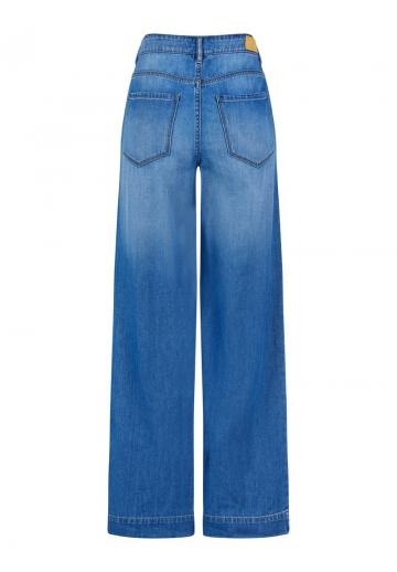 Свободные джинсы