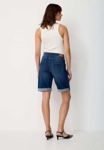 Джинсовые шорты