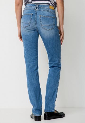 Прямые джинсы