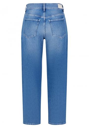 Короткие джинсы