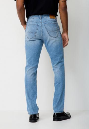 Джинсы