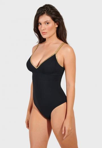 Слитный купальник