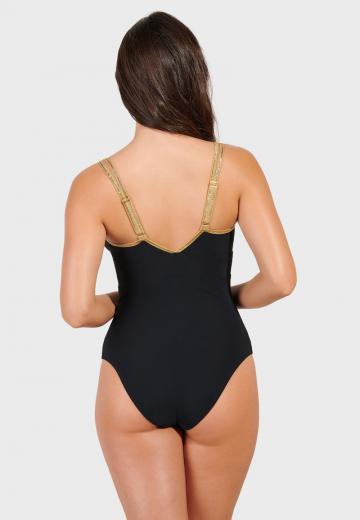 Слитный купальник