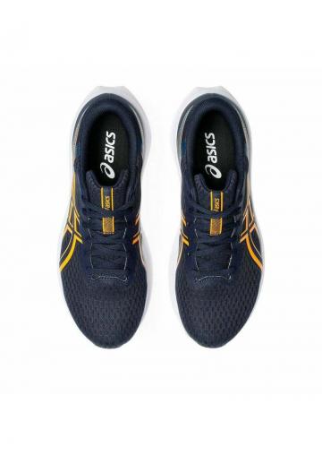 Беговые кроссовки