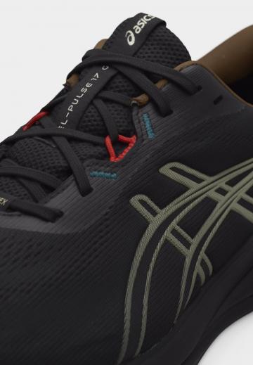 Беговые кроссовки