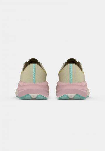 Беговые кроссовки