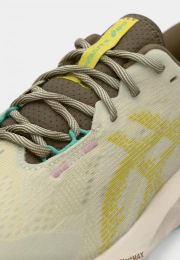 Беговые кроссовки