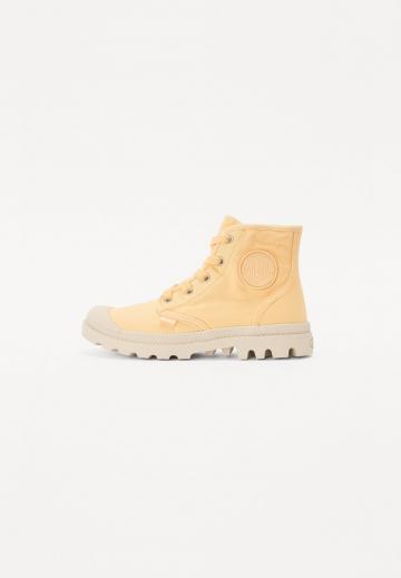 Полусапожки на платформе