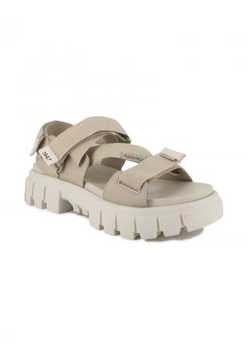 Босоножки на платформе