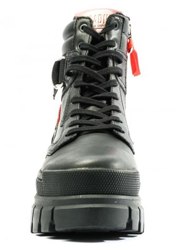 Ботинки на шнуровке