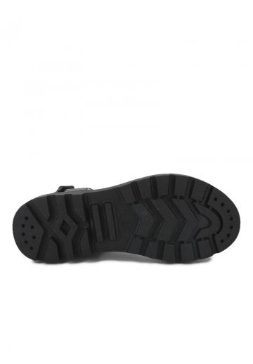 Босоножки на танкетке