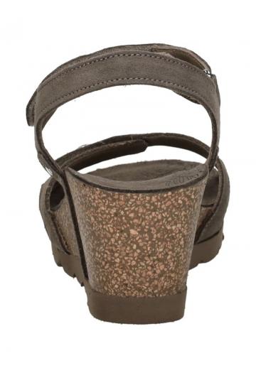 Босоножки на танкетке