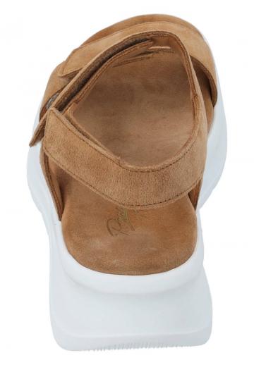 Босоножки на платформе