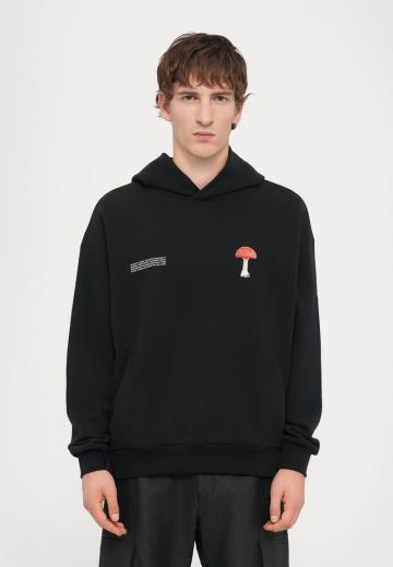 Пуловер с капюшоном