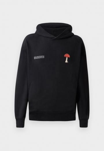 Пуловер с капюшоном