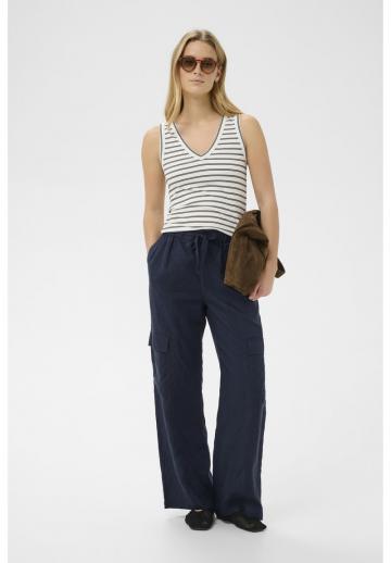 Брюки с накладными карманами