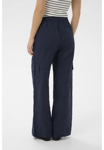 Брюки с накладными карманами