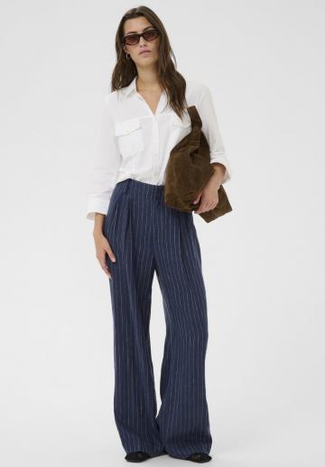 Блейзер с накладными карманами