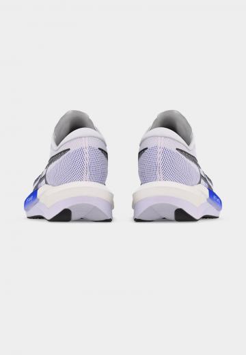 Беговые кроссовки