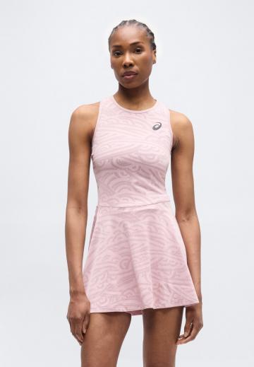 Спортивное платье