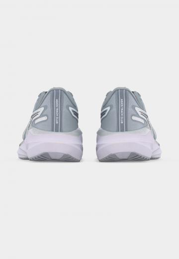 Беговые кроссовки