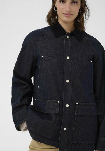 Короткое пальто