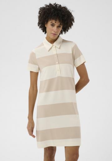 Вязаное платье