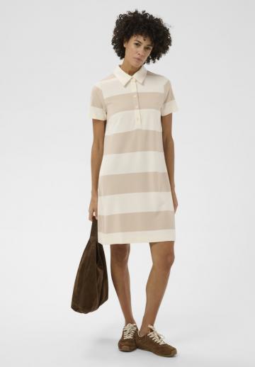 Вязаное платье