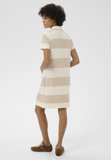 Вязаное платье