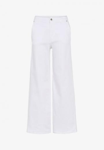 Свободные джинсы