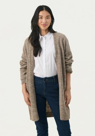 Длинный жилет